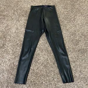 Commando Faux Leather Leggings Size Large
